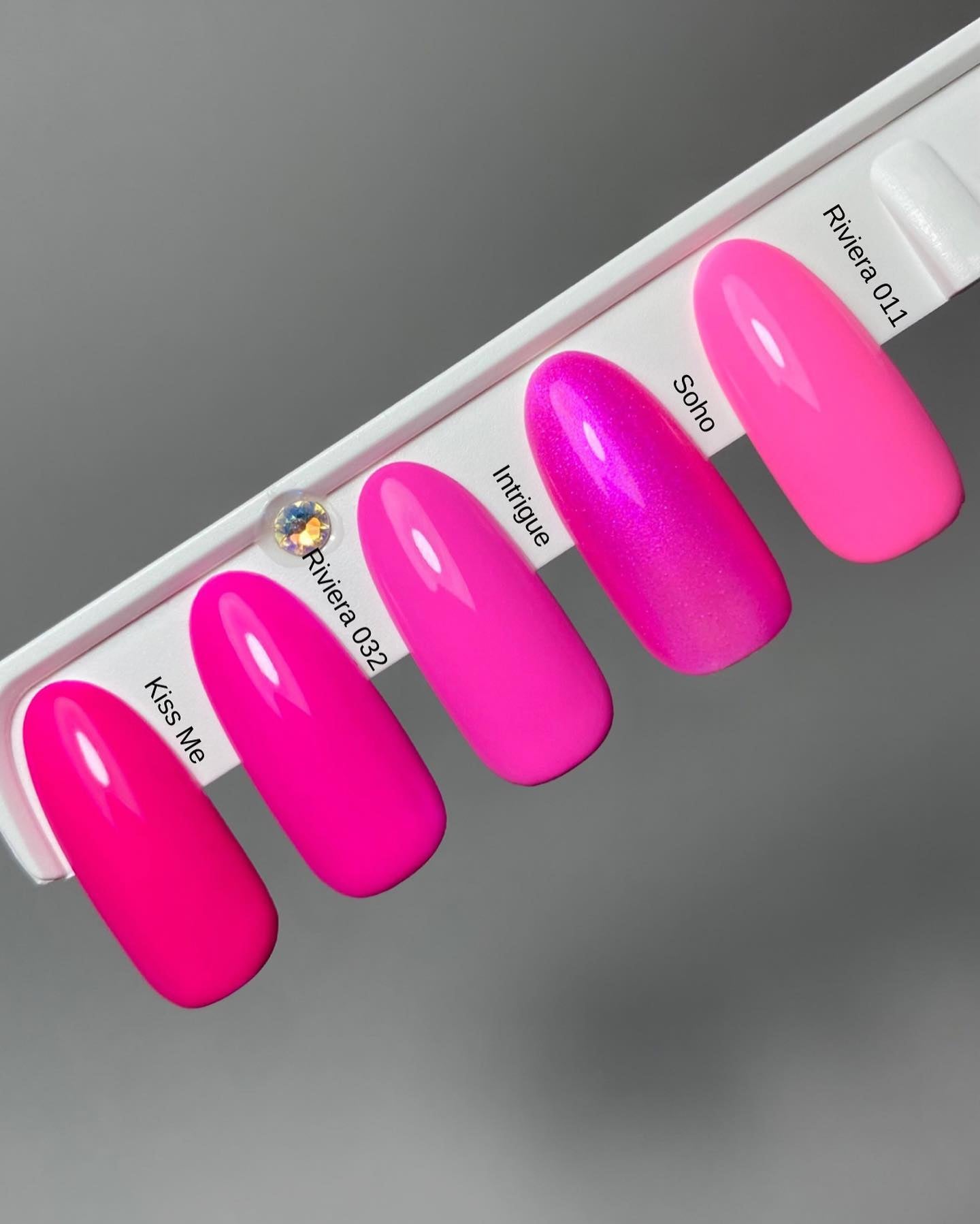 TICKLED PINK (RIVIERA 011)