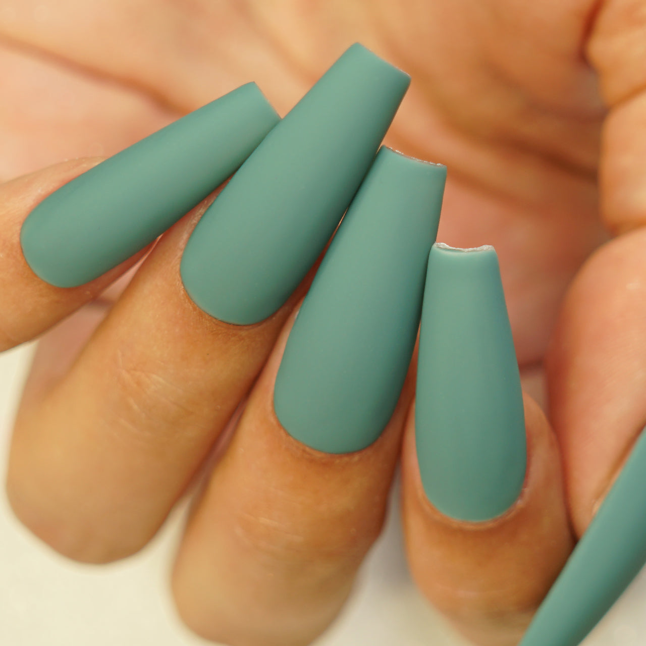KENTUCKY GREEN - LUXE GEL EUROPE
